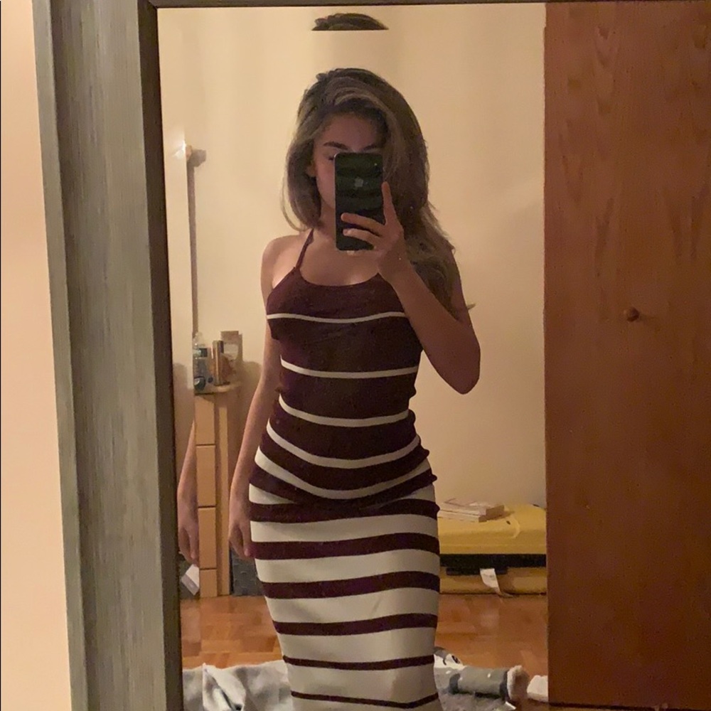 Burgundy stripped maxi dress